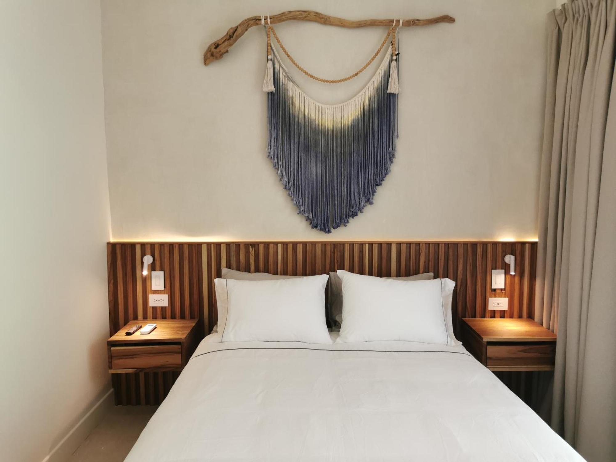 Casa Luna - Private Suites With Ocean View, Pool, Ac, Wifi Playa Santa Teresa  外观 照片