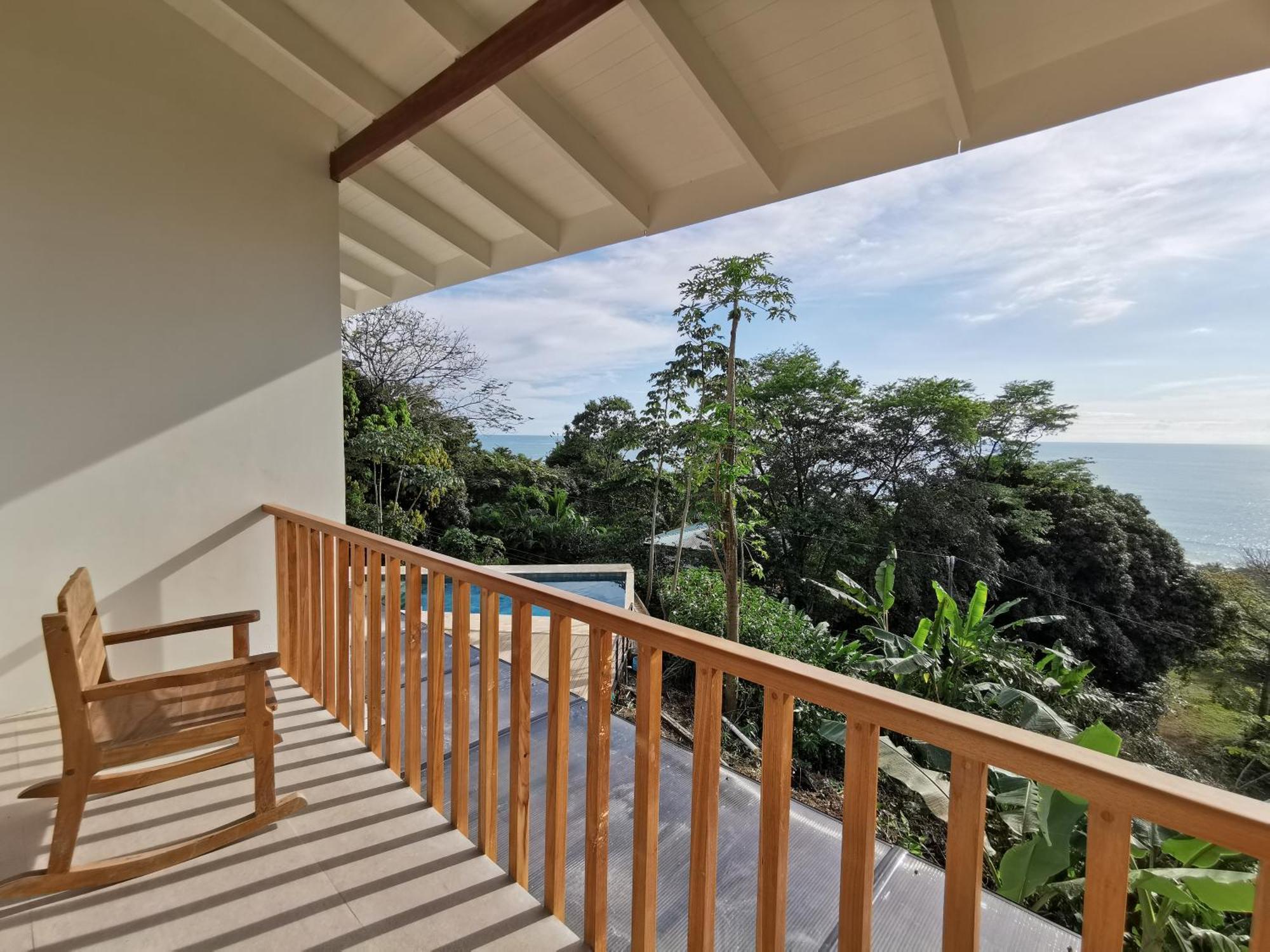 Casa Luna - Private Suites With Ocean View, Pool, Ac, Wifi Playa Santa Teresa  外观 照片