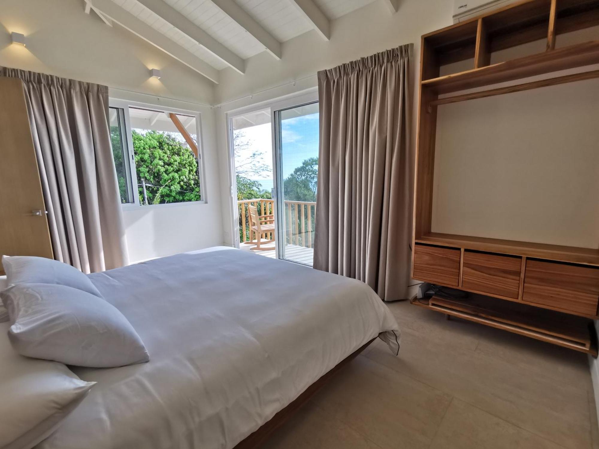 Casa Luna - Private Suites With Ocean View, Pool, Ac, Wifi Playa Santa Teresa  外观 照片