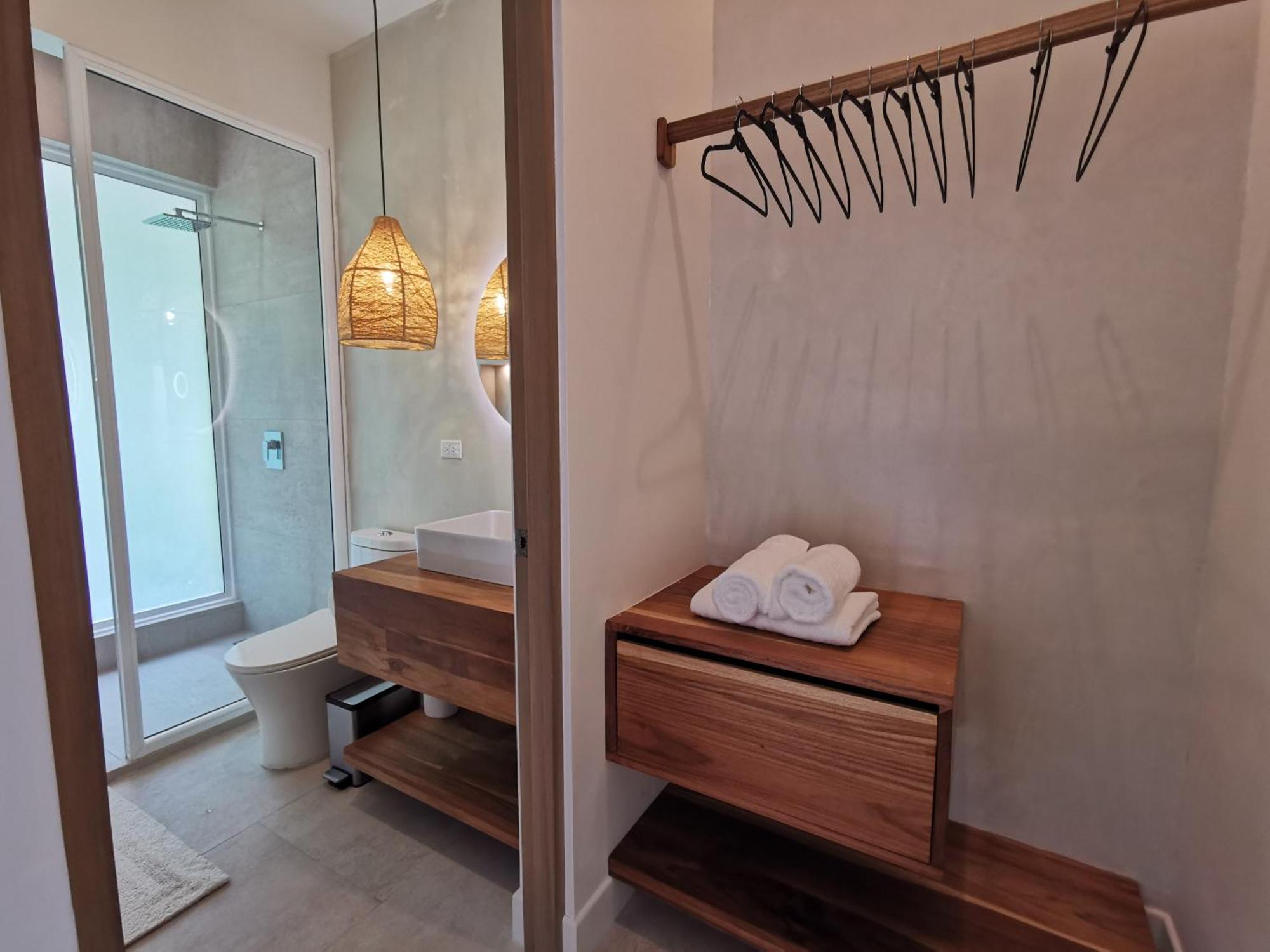 Casa Luna - Private Suites With Ocean View, Pool, Ac, Wifi Playa Santa Teresa  外观 照片