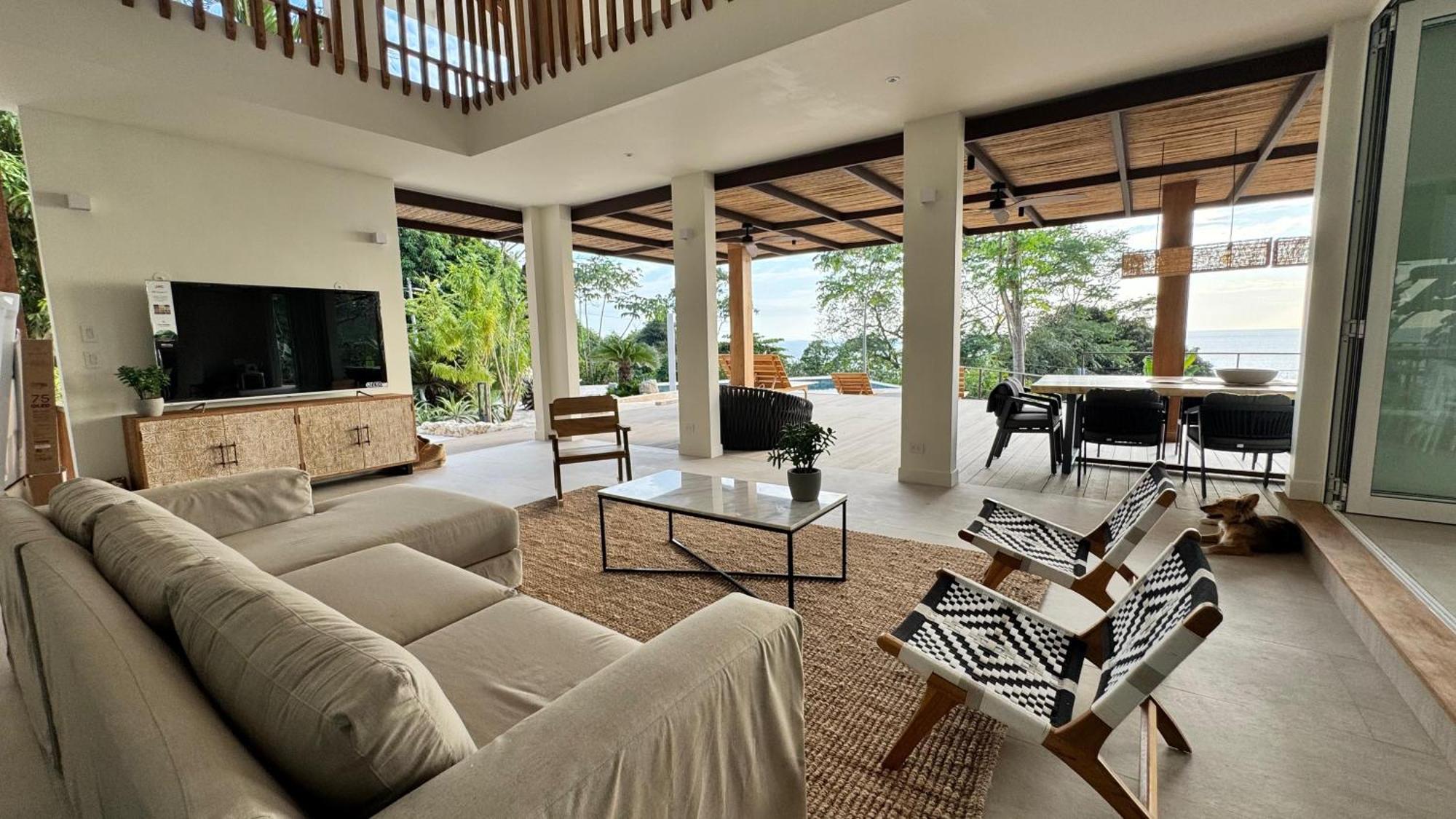 Casa Luna - Private Suites With Ocean View, Pool, Ac, Wifi Playa Santa Teresa  外观 照片