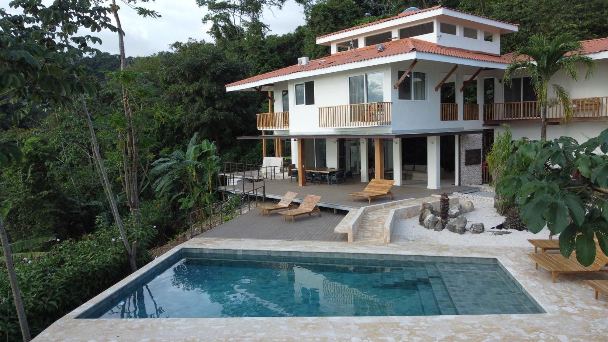 Casa Luna - Private Suites With Ocean View, Pool, Ac, Wifi Playa Santa Teresa  外观 照片
