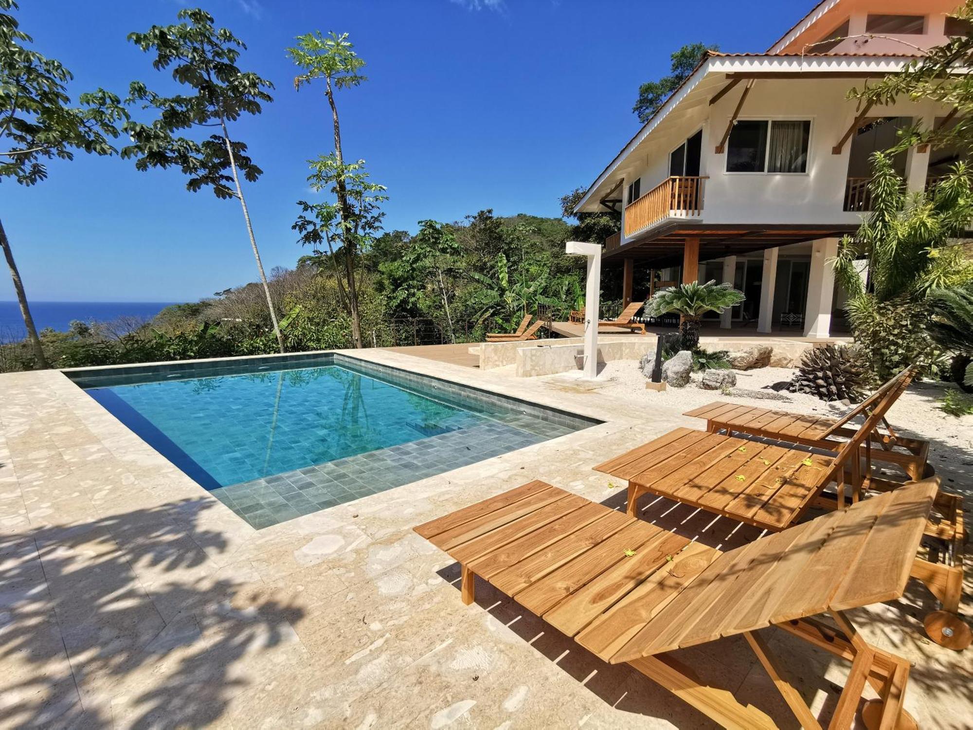 Casa Luna - Private Suites With Ocean View, Pool, Ac, Wifi Playa Santa Teresa  外观 照片