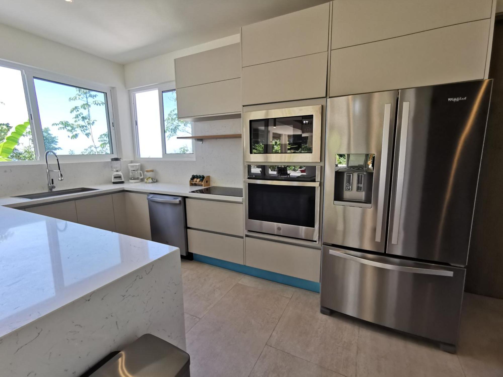 Casa Luna - Private Suites With Ocean View, Pool, Ac, Wifi Playa Santa Teresa  外观 照片