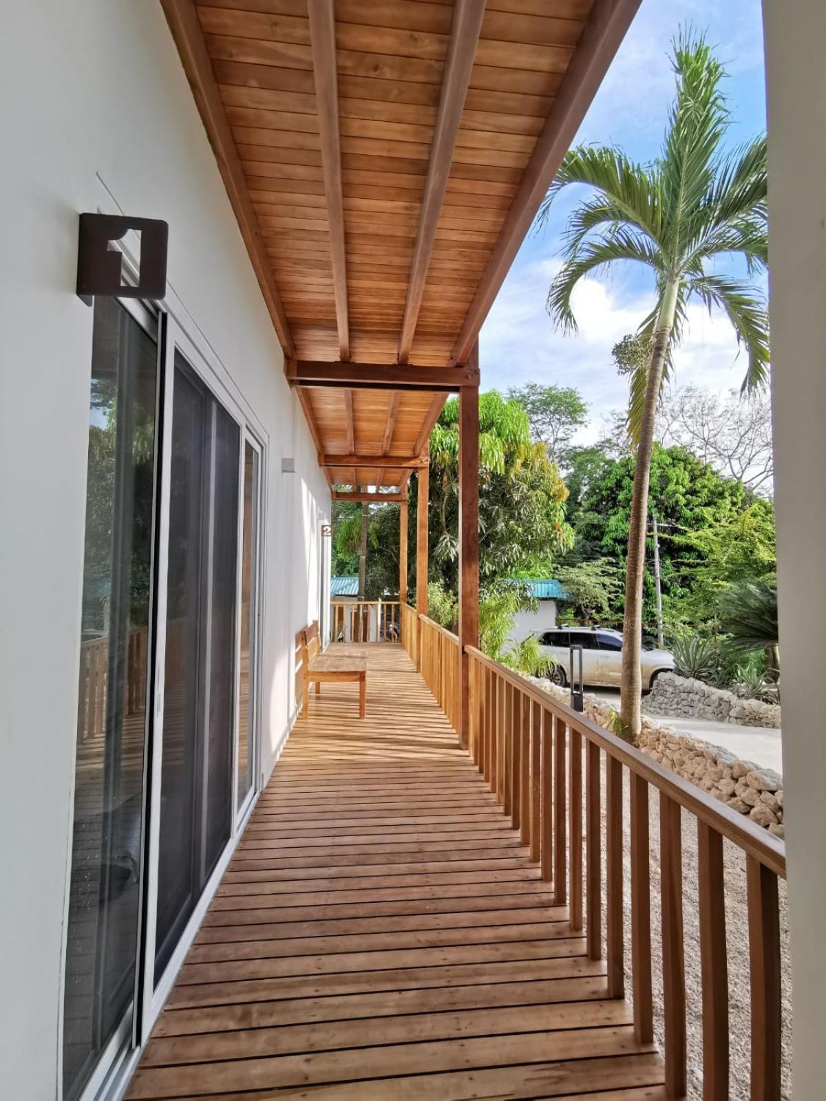 Casa Luna - Private Suites With Ocean View, Pool, Ac, Wifi Playa Santa Teresa  外观 照片